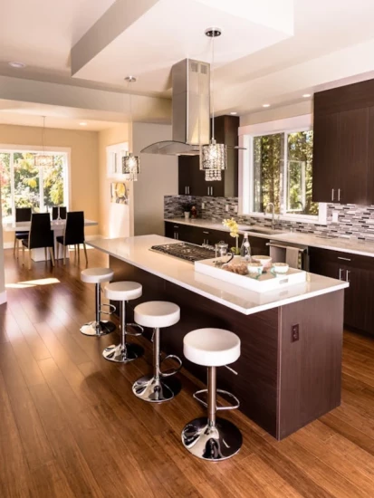 aménagement d'une cuisine avec les conseils de coaching déco par Angelisa Design, sur du neuf, ambiance chic et moderne